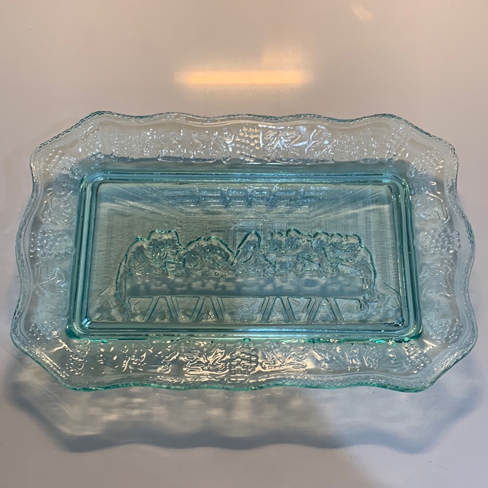 Tiara Glass Plate Blue Last Supper